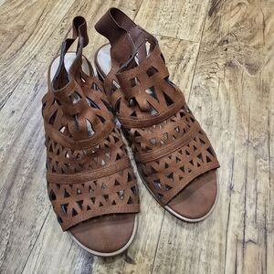 American Eagle Outfitters Women's Rust Brown Cutout Suede Sandals